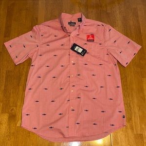 Chaps Men’s Temp Control Short-Sleeved Pink Button-Up Shirt